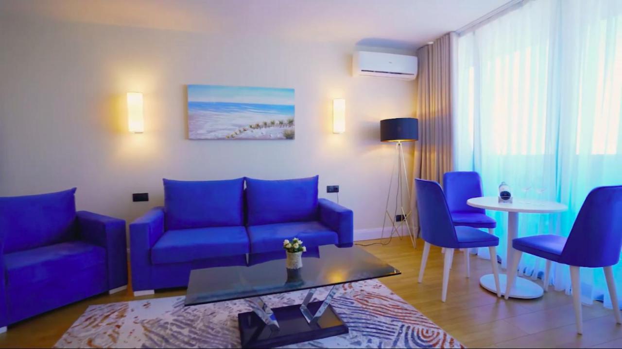 Aparthotel For Batumi Orbi City Exterior foto